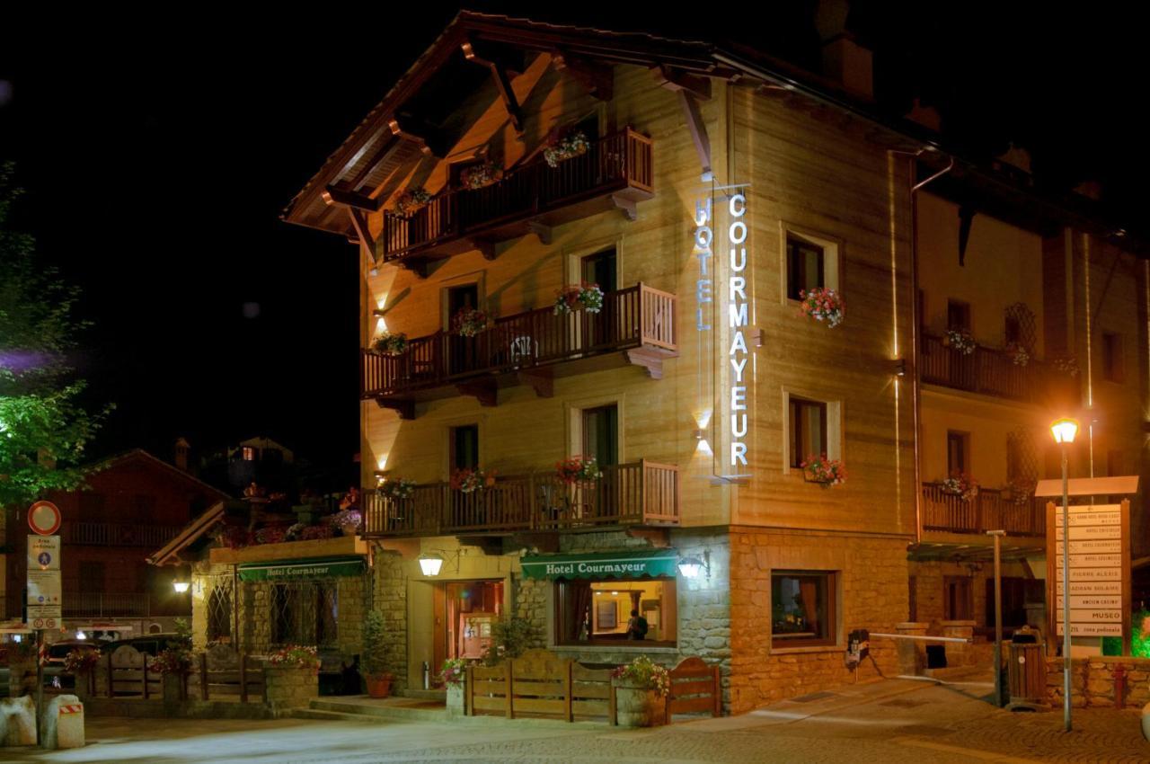 Hotel Courmayeur Exterior photo