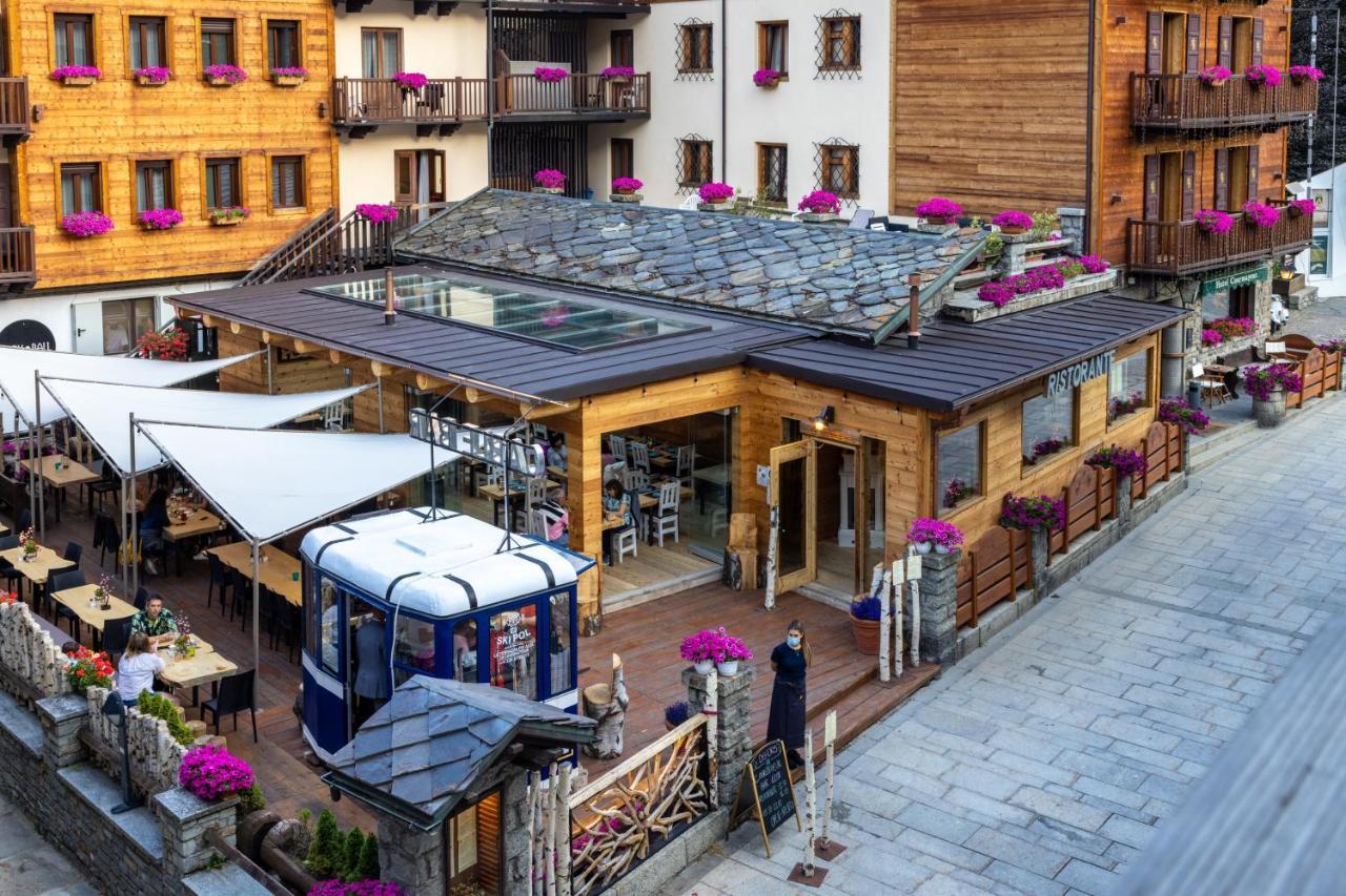 Hotel Courmayeur Exterior photo