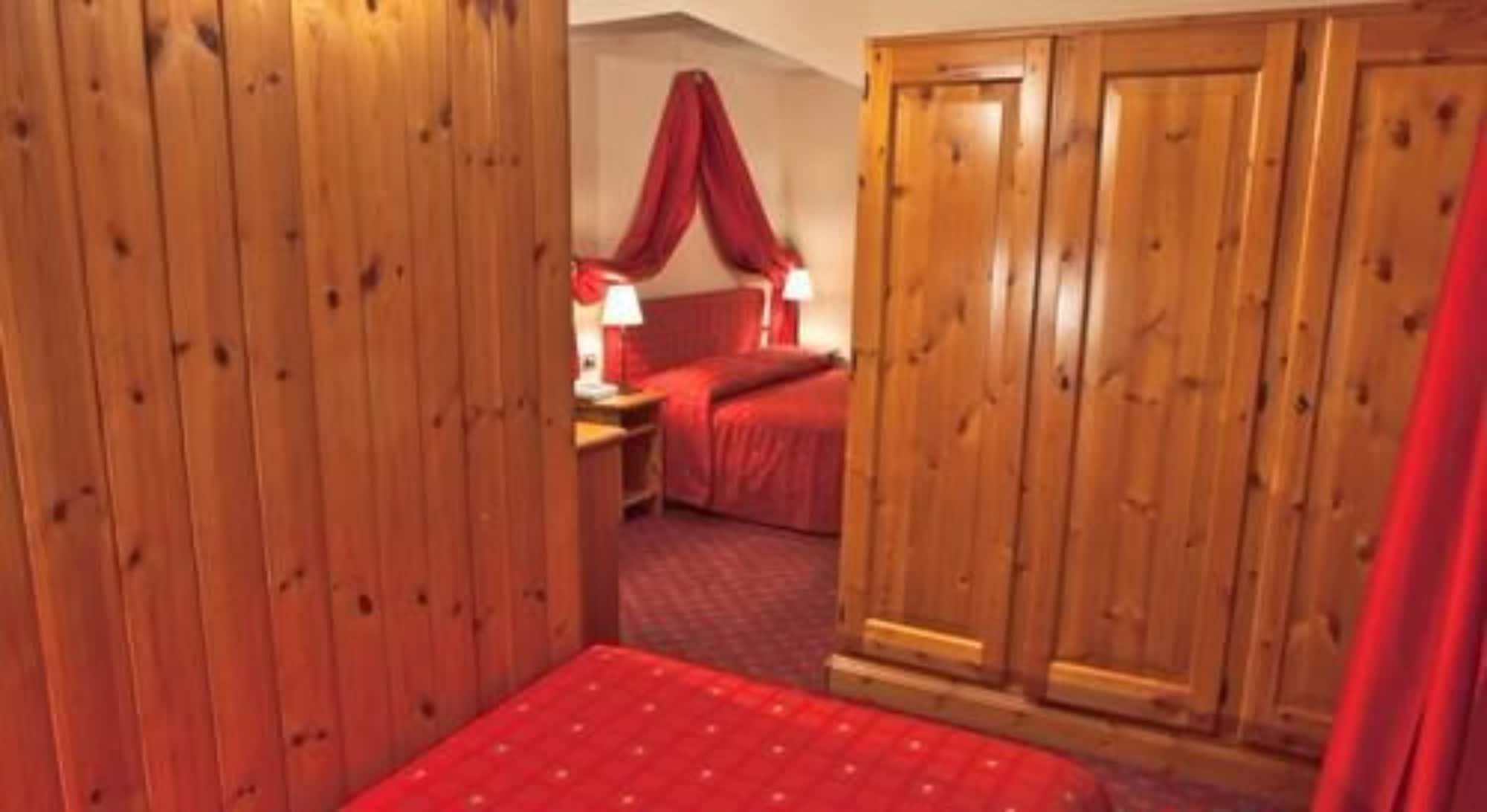 Hotel Courmayeur Exterior photo