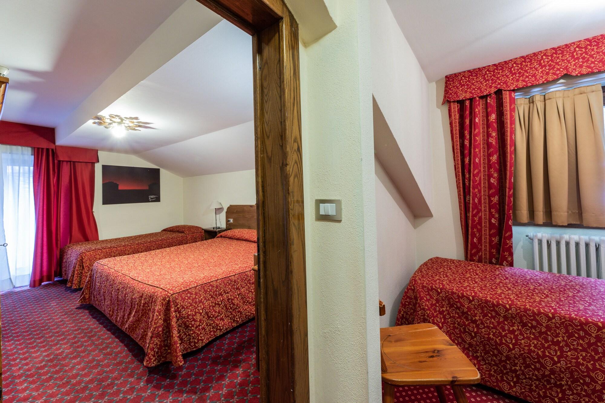 Hotel Courmayeur Exterior photo