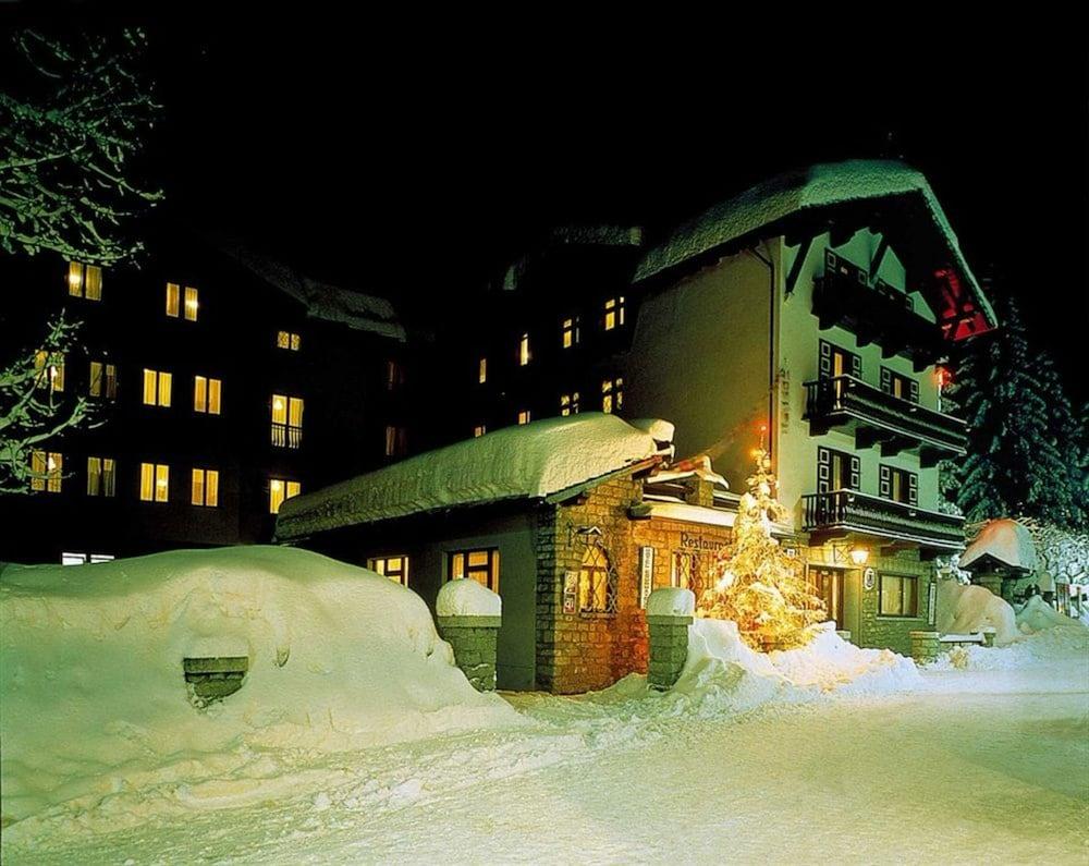 Hotel Courmayeur Exterior photo
