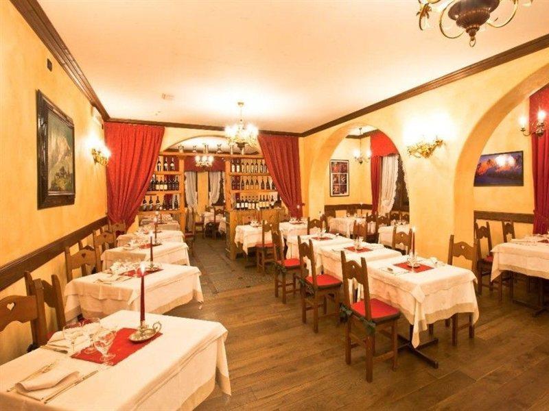 Hotel Courmayeur Exterior photo