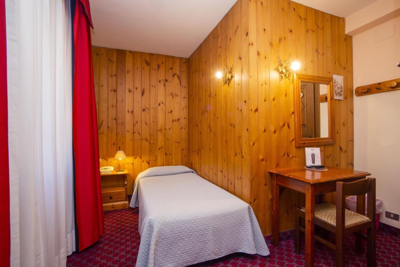Hotel Courmayeur Exterior photo